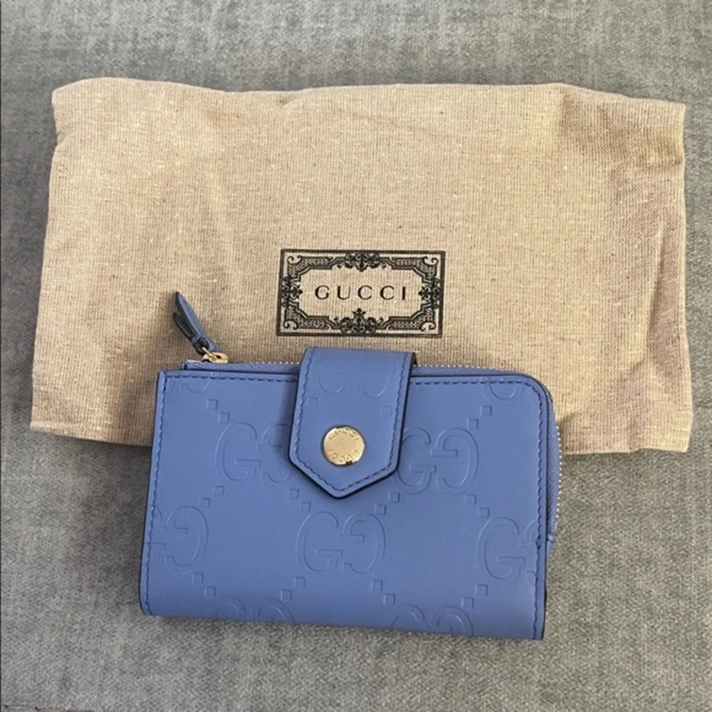 Gucci Blue Leather Wallet Classic Design - Picture 1 of 8
